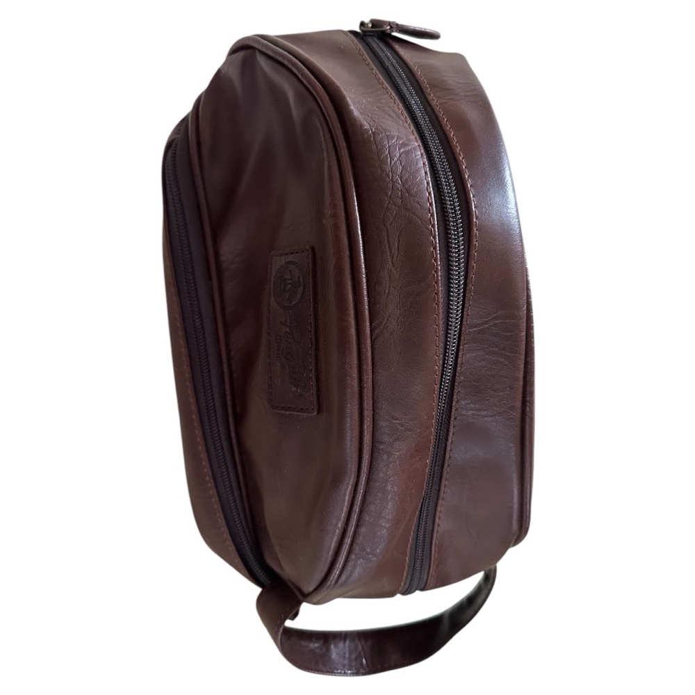 PENGUIN by Munsingwear Men's Faux Leather Toiletry Bag Shave Travel Case Brown